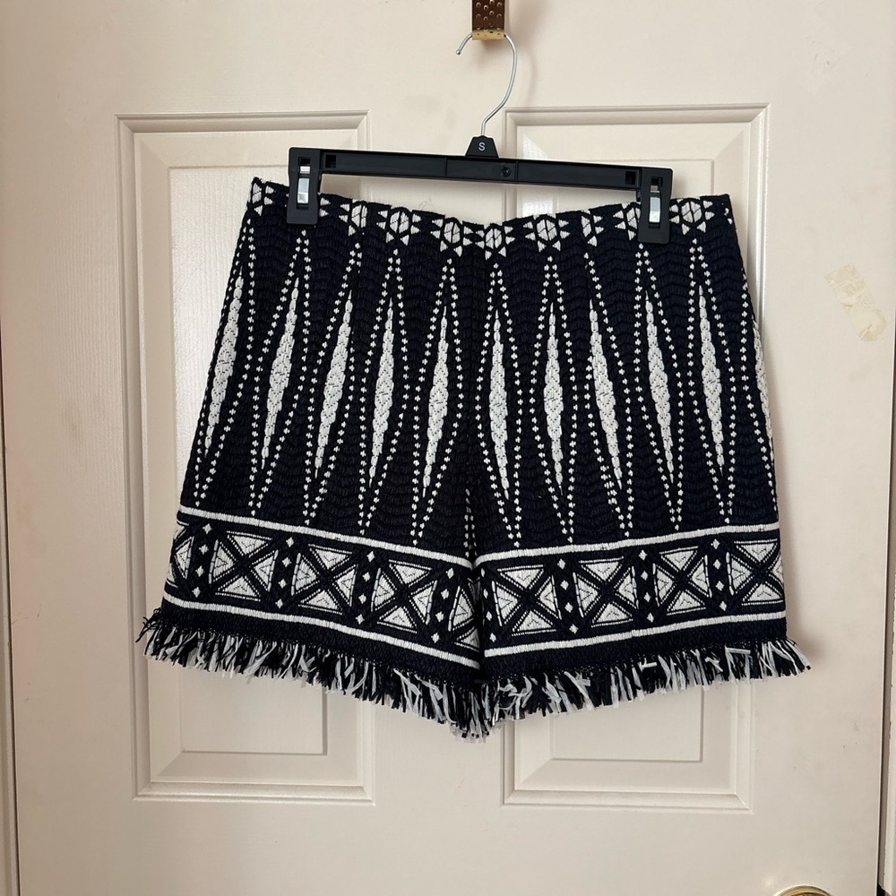 Tory burch "Savora" tweed shorts, size 6